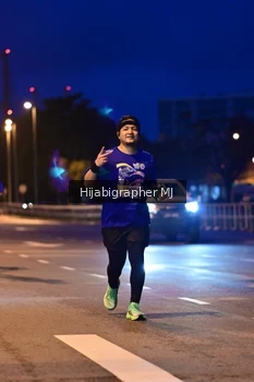 Runner Photo 1729339