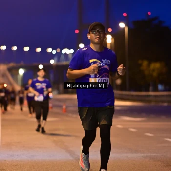 Runner Photo 1729401