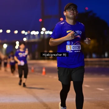 Runner Photo 1729404