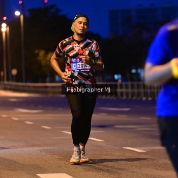 Runner Photo 1729479