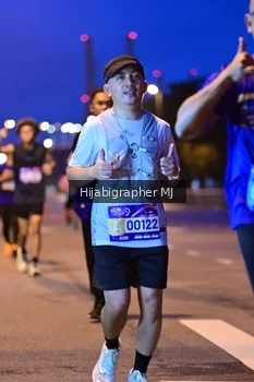 Runner Photo 1729752