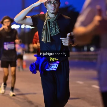Runner Photo 1729756