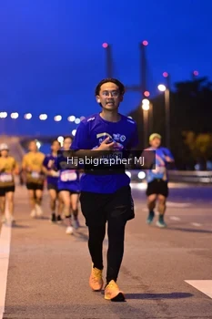 Runner Photo 1729763