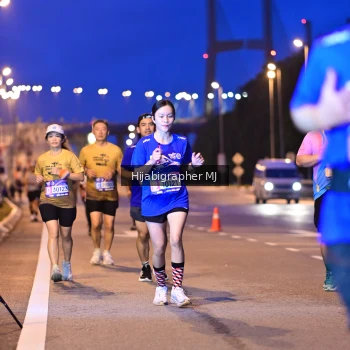 Runner Photo 1729768