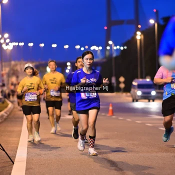Runner Photo 1729769