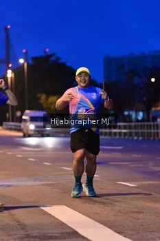 Runner Photo 1729776