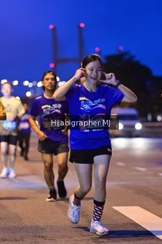 Runner Photo 1729778