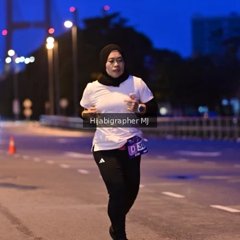 Runner Photo 1729804