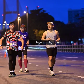 Runner Photo 1729818