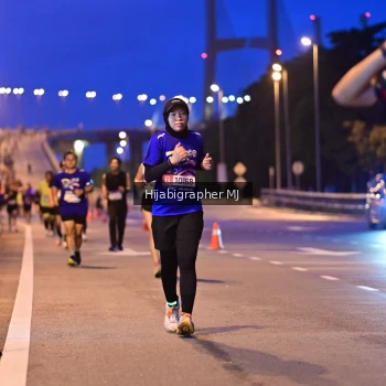 Runner Photo 1729829