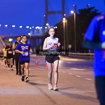 Runner Photo 1729842