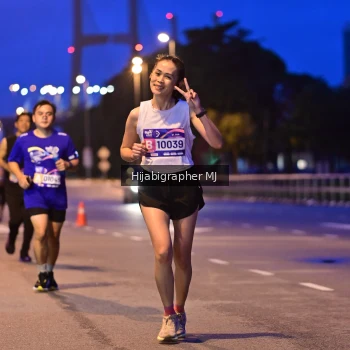 Runner Photo 1729847