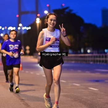 Runner Photo 1729848