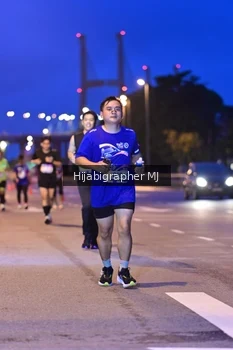 Runner Photo 1729853