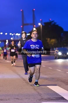 Runner Photo 1729854