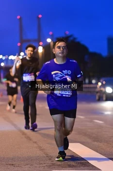 Runner Photo 1729858