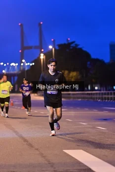 Runner Photo 1729867