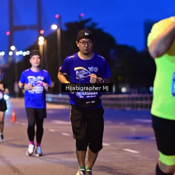 Runner Photo 1729891