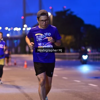 Runner Photo 1729924
