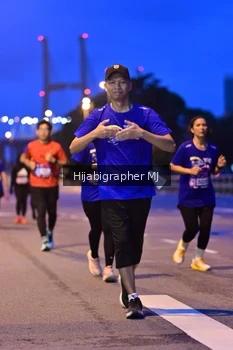 Runner Photo 1730084