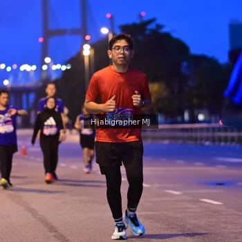 Runner Photo 1730097