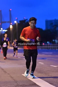 Runner Photo 1730101
