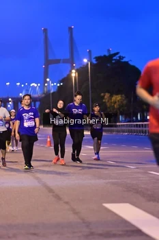 Runner Photo 1730104