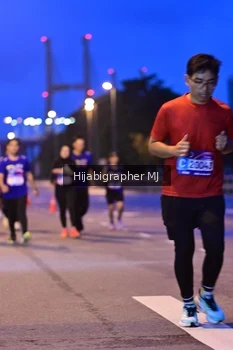 Runner Photo 1730106