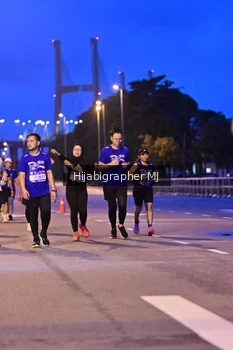 Runner Photo 1730107