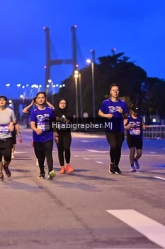 Runner Photo 1730111