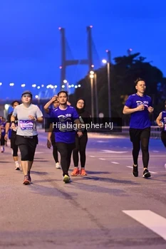 Runner Photo 1730112