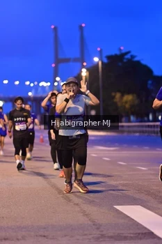 Runner Photo 1730118