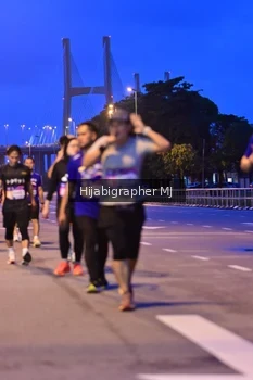 Runner Photo 1730120