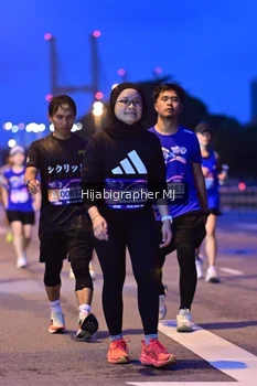Runner Photo 1730141