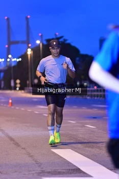 Runner Photo 1730166