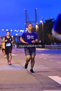 Runner Photo 1730181
