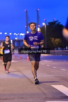 Runner Photo 1730182