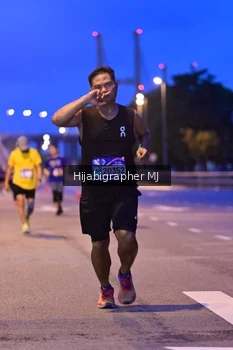 Runner Photo 1730193