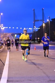 Runner Photo 1730204