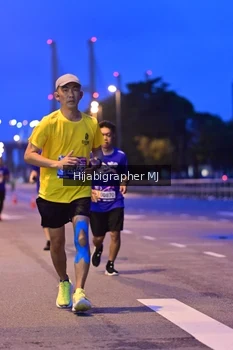 Runner Photo 1730212