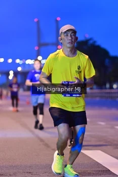 Runner Photo 1730215