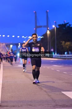 Runner Photo 1730240