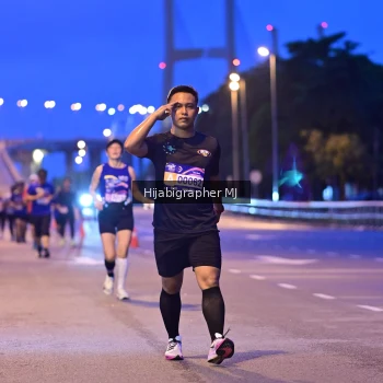 Runner Photo 1730243