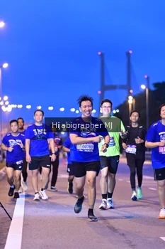 Runner Photo 1730293