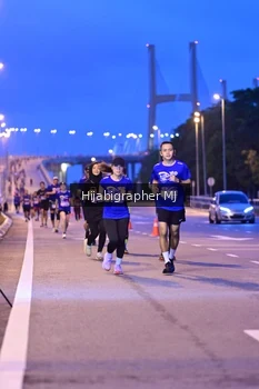 Runner Photo 1730355