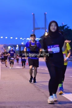 Runner Photo 1730377