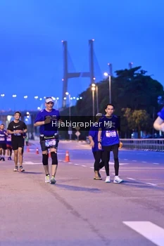 Runner Photo 1730387