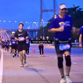 Runner Photo 1730400