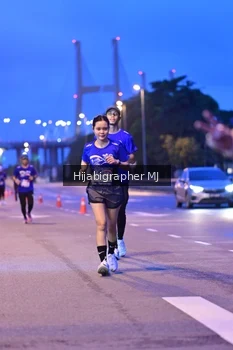 Runner Photo 1730419