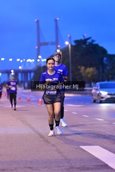 Runner Photo 1730421